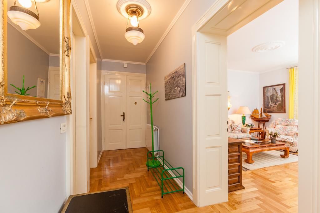 Cro Jet Set Apartments Split Exterior photo